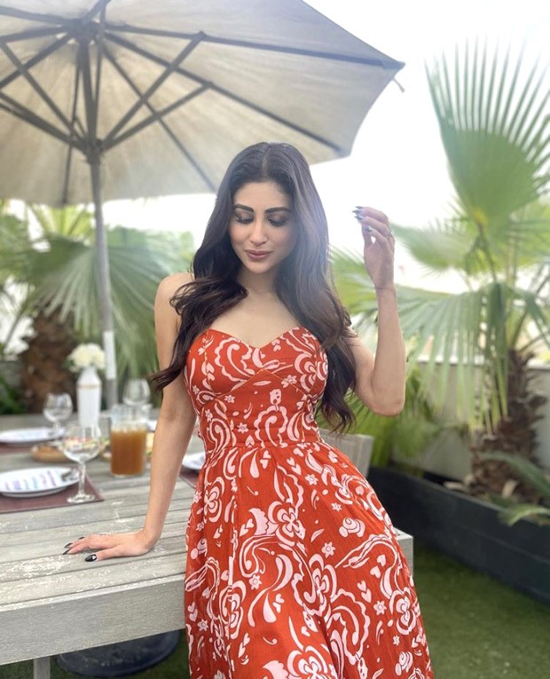 Mouni is a breath of fresh in vibrant maxi dress worth Rs. 13K while spending time with her husband in Dubai