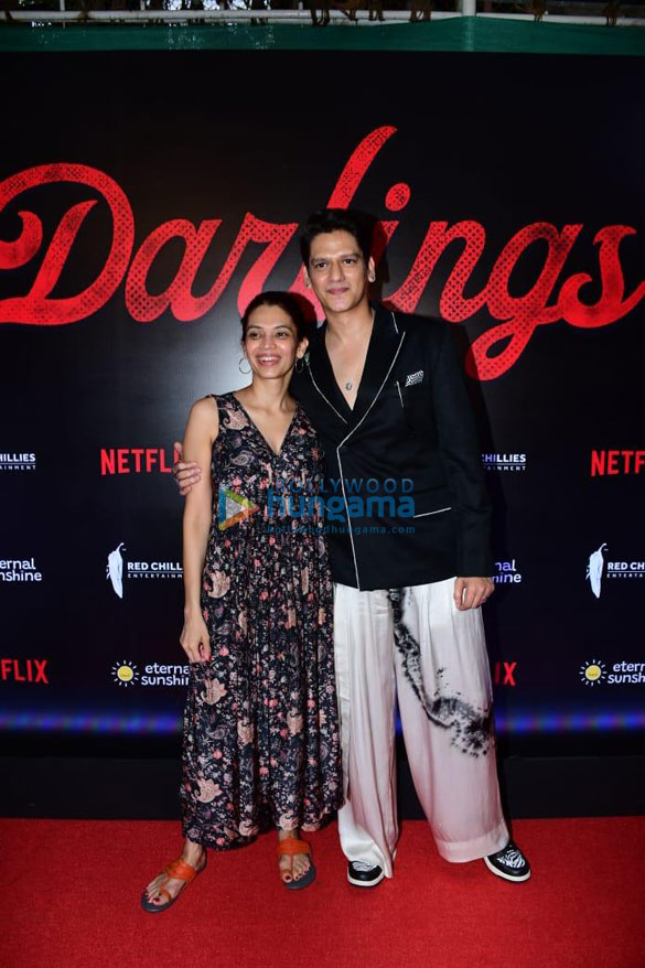 Photos Celebs grace the premiere of Darlings 556 (2)