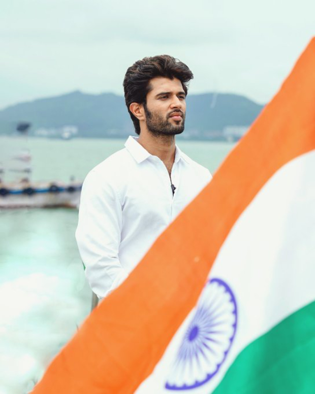 Vijay Deverakonda shared a heartfelt note as he celebrates Independence day with The Indian Coast Guards