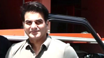 Arbaaz Khan looks super fit in grey shirt