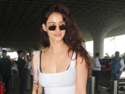 Disha Patani clicked at the airport flaunting her cute smile