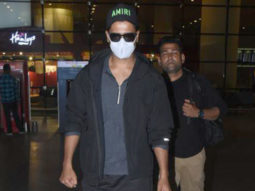Vicky Kaushal snapped stepping out from the airport