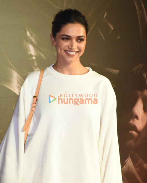 Photos: Deepika Padukone, Vidya Balan and other celebs grace the special screening of Chhello Show Photos: Deepika Padukone, Vidya Balan and other celebs grace the special screening of Chhello Show