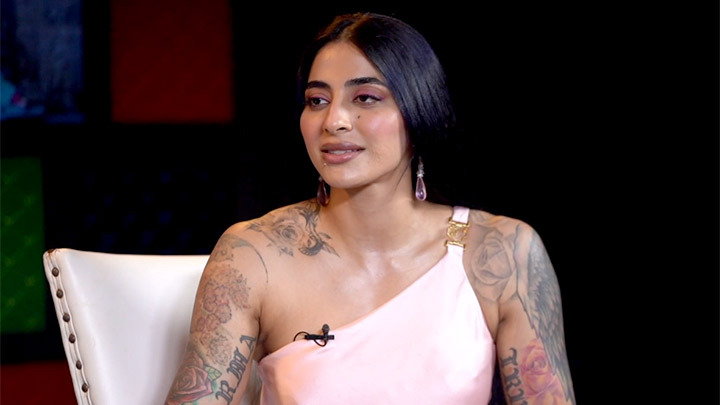 Rapid Fire with Bani J- What’s the biggest red flag in a guy? | Four More Shots Please! – Bollywood Hungama